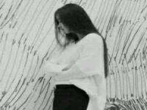 久念 眼泪不是为你而流,只