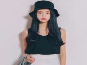 婪瘾。 一个人的世界里，有太