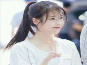 茕茕 阳光在路上构思考着圆