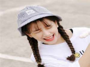 朴鸳： 别对我大呼小叫 我小时候被狗吓过 你转身那一刻，我的泪