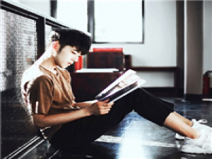 相爱相杀? 我唱得不够动人你别皱