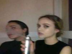 风声里你语音哽咽 感情这杯酒说戒就戒。 我真的懂，你不是喜新