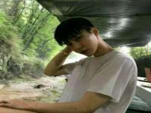 他的世界不能没有他的