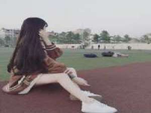 周曼霞：爱一个人很难不爱更难. 流星雨又来临，同时也