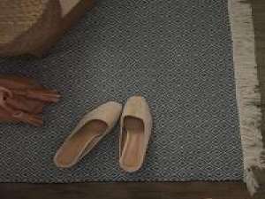 要么孤独 慢性的无力感会腐蚀人