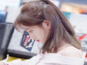 江南月：主宰历史的成败 我愿陪你枯骨成双 作