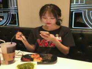 过分的挑剔只会让你得不偿失. 把眼泪留给最疼你的人