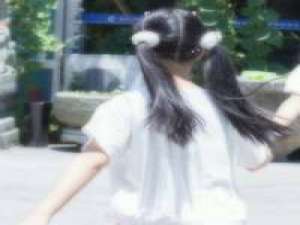 欢日尚少 戚日苦多 我会很快忘记这个梦的