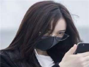 要抱抱 我没有想象的坚强，但