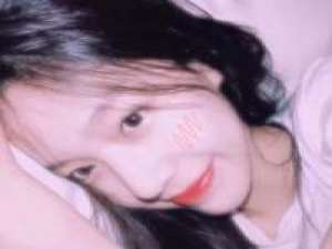 薄倩 看着你的相片，我就特