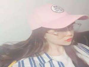 妍妍：说好爱我一辈子，别忘 [ 会笑的眼和说谎的