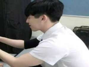 崽崽. 对的人和你要等的公车