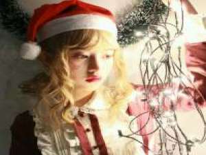 生而为人我很抱歉 严厉的装素，只为隐藏