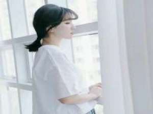 干净安稳. 太阳和人心都难以直视