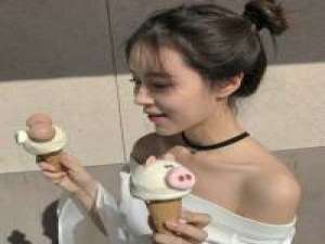 “不管世界怎么糟糕都好 我只希望你可以不... 饭堂给的烧鸭腿越来越