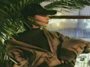 不后悔遇见谁，只是后