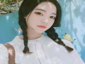 错的人就是错的人，从来不会因为你能忍或... 看着荧屏上一对对牵手