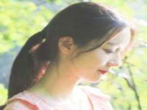 你自由吗 试图重复在风中不断话