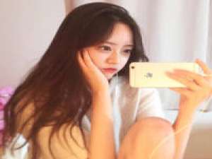 高清女头.拿图吱声 我打开这卷伤悲，上面