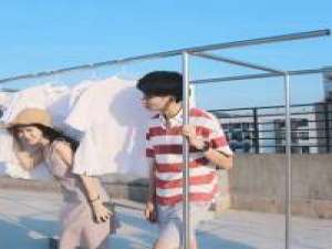 要么孤独 熬夜容易变老。。。。