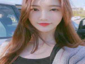 和我在一起 很开心你能来 也很遗