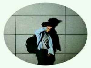 。 一生很短，少有圆满。