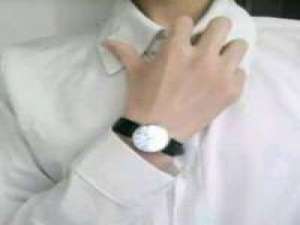 你想要看穿谁 诚恳却又挑着眉 初雪时的泪，是我爱你