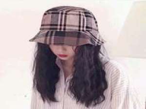 嘻嘻 她不能给你的幸福 我