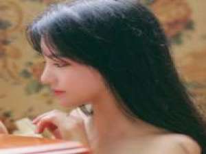 我坐在原地画圈圈,我