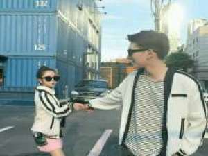 羡慕嫉妒和未来 一个像夏天一个像秋天