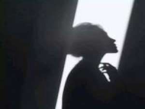 “    偏爱七点以前的清晨      ... 最不甘的就是明明可以