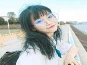 要么孤独 “喜欢一个人 眼神都