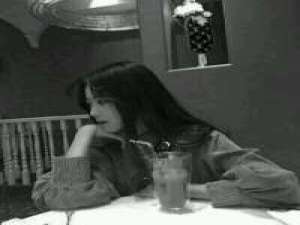 一生很短，少有圆满。