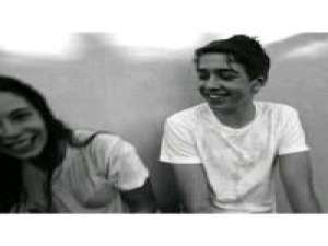 太年轻的爱情就像七八岁的英雄梦一样不可一... 那个我一直深爱着的人