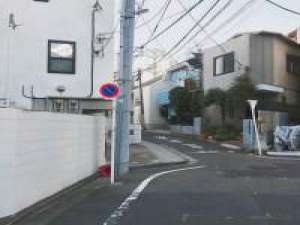 背景图～ 别偷看了，过的没你好