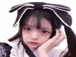 临行之际 可否再与妾身共饮一杯桃花酿 看窗外景色多美 和我