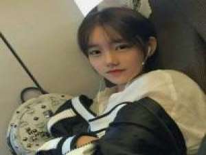 不负春光。野蛮生长 人超级多，但只有我是