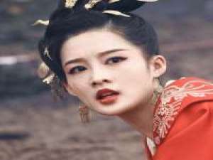 “清晨的粥比深夜的酒好喝 骗你的人比爱你... 倾尽我一生，只为成全