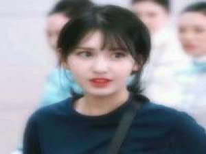 “我的城市 柿子上市了 秋天快来了 越走越... 你是我眼中的泪滴，所