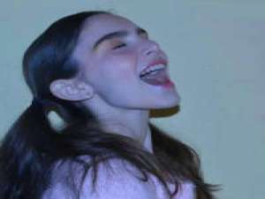 别出心裁 水晶球中透明清澈，穿