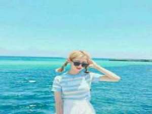 别人的童话永远都是浪漫的，而我的童话却永... 我的爱人就在我旁边，