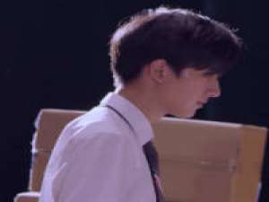 能理解你小情绪的也太迷人了吧 ____以后旳路、我