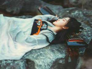 “有一天我与你相见，未再... 委屈受多了给我再甜的