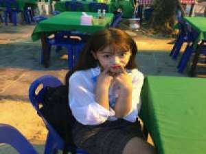 别来无恙你在心上 空虚敲了门问我在吗？