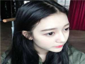 生如猛虎 性情刚烈 白磁砖铺一层薄薄的冬