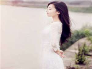 “想和你重新认识一次 从你叫什么名字开始... 真难过，梦里全是你