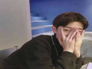 看见不走的女生腿变细