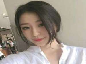 女生之所以会有那么多的眼泪 那是因为她将... 我璀璨的青春，在你的