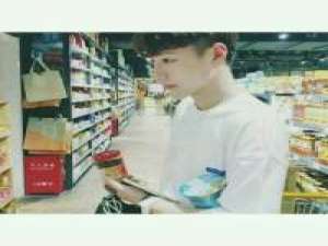 我和他刚刚分手啊 还没有三个星期吧 我的初... 你心里不再有我，这是