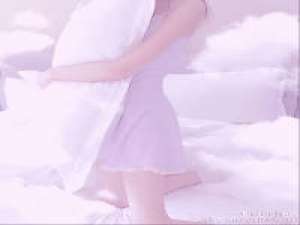 老婆，快接住新头像，比心心 我是你无奈的选择却不